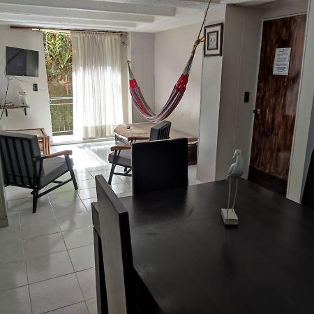 Apartamento 201 Amplio Y Comodo Medellin 90 Mts Daire Dış mekan fotoğraf