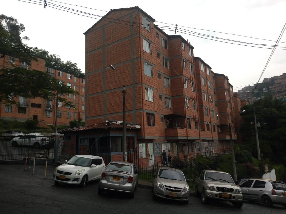 Apartamento 201 Amplio Y Comodo Medellin 90 Mts Daire Dış mekan fotoğraf